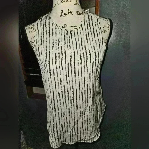 Cato Tops - Cato Womans Blouse Size XS.